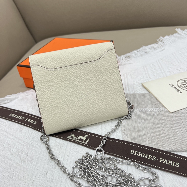 エルメス財布コピー背面デザイン